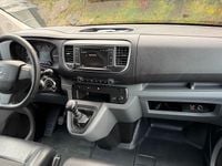 Gebraucht Opel Vivaro 150 PS (110 kW) 2020 Weiß Van / Kleinbus