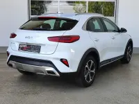 Gebraucht Kia XCeed Spirit 141 PS (103 kW) 2022 Cararraweiss SUV