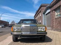 Gebraucht Mercedes 200 60 PS (44 kW) 1981 Grün Limousine