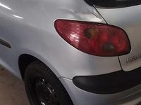 Gebraucht Peugeot 206 Premium 75 PS (55 kW) 2003 Grau Limousine
