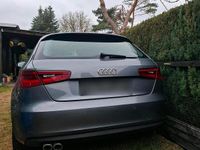 Gebraucht Audi A3 Sportback 150 PS (110 kW) 2015 Grau Kleinwagen