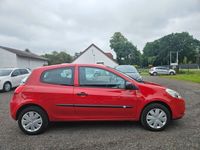 Gebraucht Renault Clio III 75 PS (55 kW) 2011 Rot Kleinwagen