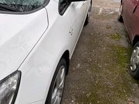 Gebraucht Opel Astra 120 PS (88 kW) 2014 Weiß Limousine