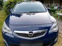 Gebraucht Opel Astra 110 PS (80 kW) 2011 Blau Kombi