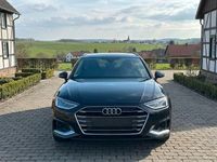 Gebraucht Audi A4 Ambiente 163 PS (119 kW) 2023 Schwarz Kombi