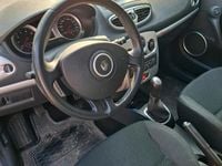 Gebraucht Renault Clio II 75 PS (55 kW) 2009 Schwarz Kleinwagen