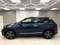 Gebraucht VW Tiguan Active 150 PS (110 kW) 2022 Night shade blue metallic (metallic) SUV