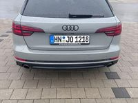 Gebraucht Audi A4 Sport 190 PS (139 kW) 2018 Grau Kombi