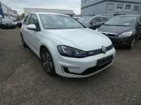 Używany VW e-Golf 85 kW (116 KM) 2014 Biały Hatchback
