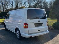Gebraucht VW T5 105 PS (77 kW) 2005 Weiß Van