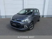 Gebraucht Hyundai i10 Style 87 PS (63 kW) 2015 Grau Kleinwagen