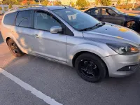 Gebraucht Ford Focus 125 PS (91 kW) 2009 Silber Kombi