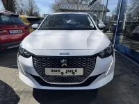 Gebraucht Peugeot e-208 Active 100 kW (136 PS) 2021 Weiß Kleinwagen