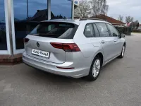 Gebraucht VW Golf VIII Life 150 PS (110 kW) 2022 Reflex silver metallic Kombi