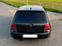 Second-hand VW Golf 200 CP (147 kW) 2002 Negru Coupe