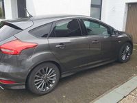 Gebraucht Ford Focus ST-Line 140 PS (102 kW) 2018 Grau Limousine