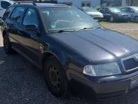 Używany Skoda Octavia Style 110 KM (80 kW) 2004 Czarny Kombi