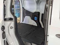 Gebraucht Ford Transit Basis 101 PS (74 kW) 2024 Frostweiss Van / Kleinbus