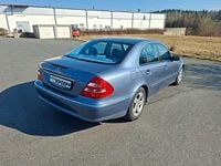 Gebraucht Mercedes E240 Avantgarde 177 PS (130 kW) 2003 Blau Limousine