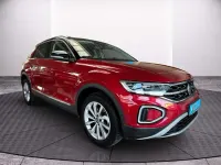 Gebraucht VW T-Roc Style 150 PS (110 kW) 2023 Kings red metallic schwarz (metallic) SUV