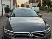 Gebraucht VW Passat 150 PS (110 kW) 2018 Grau Kombi