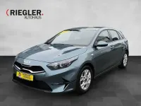 Używany Kia Ceed Vision 159 KM (116 kW) 2024 Szary Hatchback