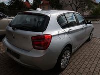 Gebraucht BMW 116 116 PS (85 kW) 2014 Silber Kleinwagen