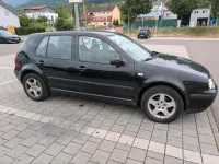 Gebraucht VW Golf IV 75 PS (55 kW) 2001 Schwarz Kleinwagen