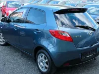 Gebraucht Mazda 2 Sendo 84 PS (61 kW) 2015 Blau Limousine