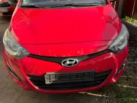 Gebraucht Hyundai i20 86 PS (63 kW) 2013 Rot Kleinwagen