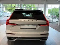 Gebraucht Volvo V60 R-Design 190 PS (139 kW) 2019 Weiß Kombi