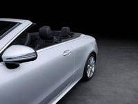 Gebraucht Mercedes E400 AMG 333 PS (244 kW) 2018 Silber Cabrio