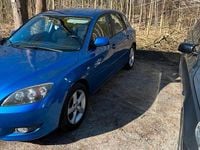 Usata Mazda 3 105 CV (77 kW) 2005 Blu Berlina