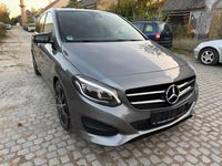 Gebraucht Mercedes B250 211 PS (155 kW) 2015 Grau Van / Kleinbus