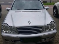 Gebraucht Mercedes C200 122 PS (89 kW) 2004 Silber Limousine