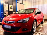 Gebraucht Opel Astra GTC 140 PS (102 kW) 2013 Rot Coupé