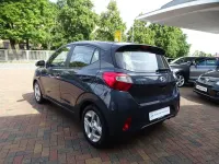 Gebraucht Hyundai i10 67 PS (49 kW) 2023 Grau Kleinwagen