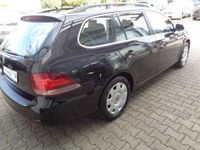 Gebraucht VW Golf VI Comfortline 105 PS (77 kW) 2011 Schwarz metallic Kleinwagen