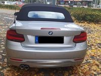 gebraucht BMW 220 i Cabrio Modell Luxury Line silber 1.HD