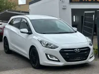 Gebraucht Hyundai i30 Trend 110 PS (80 kW) 2015 Weiß Kombi