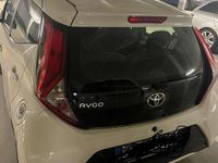 Gebraucht Toyota Aygo X-clusiv 72 PS (52 kW) 2019 Weiß Kleinwagen