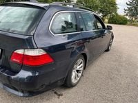 Gebraucht BMW 520 163 PS (119 kW) 2009 Blau Kombi