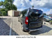 Gebraucht Dacia Dokker Ambiance 102 PS (75 kW) 2018 Grau Van / Kleinbus