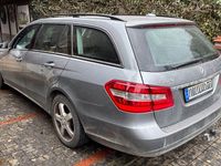 Gebraucht Mercedes E220 170 PS (125 kW) 2010 Silber Limousine