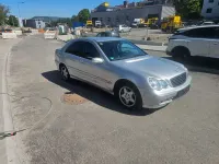 Gebraucht Mercedes C200 163 PS (119 kW) 2002 Silber Limousine