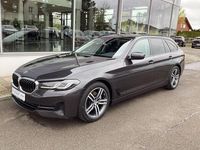 Gebraucht BMW 520 Shadowline 190 PS (139 kW) 2020 Sophistograu brillanteffekt Kombi