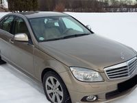 Gebraucht Mercedes C220 Elegance 170 PS (125 kW) 2007 Beige metallic Limousine