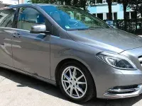 Używany Mercedes B200 150 KM (110 kW) 2014 Szary Minivan