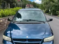Gebraucht Chrysler Voyager 133 PS (97 kW) 2000 Blau Van / Kleinbus