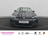 Gebraucht VW Passat 150 PS (110 kW) 2025 Schwarz Kombi